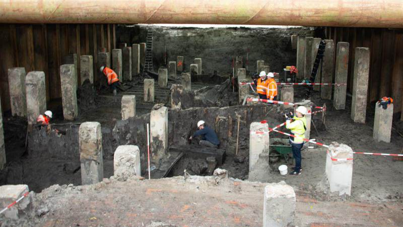Lezing over archeologische opgravingen bij de sluis in de N247 bij Monnickendam
